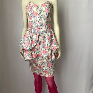 Vintage Nicole Miller Cocktail Dress. Size 6 (US)